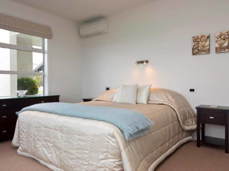 B&B @ Number Ten Taupo Exterior foto